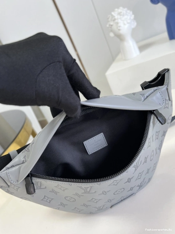 FS CHEAP LOUIS VUITTON BUMBAG DISCOVERY 0720